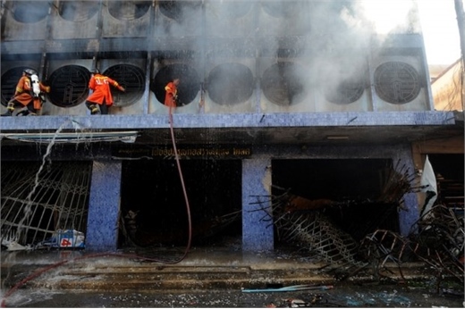 ການບຸກໂຈມຕີກໍ່ການຮ້າຍຢູ່ພາກໃຕ້ໄທເຮັດໃຫ້ຫຼາຍຄົນເສຍຊີວິດ ແລະ ຮັບບາດເຈັບ